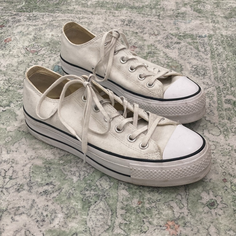 Platform Converse. Only Worn Twice. - image 2